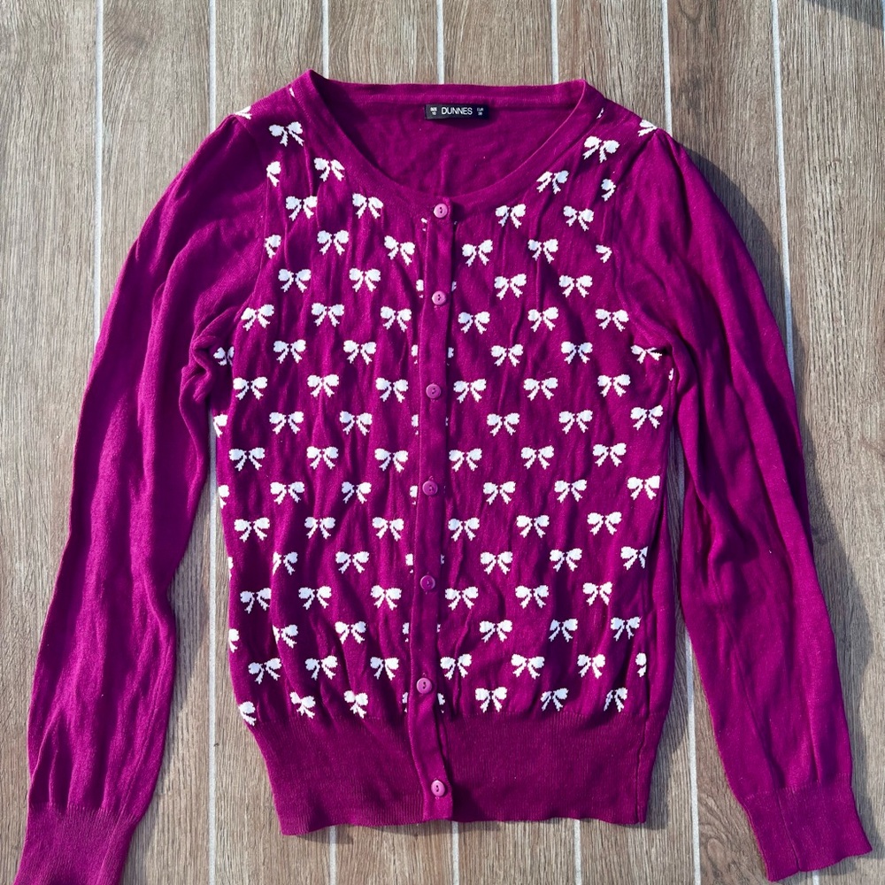 Elegant Cardigan with Bow Accents